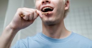 how to remove tartar from teeth without dentist